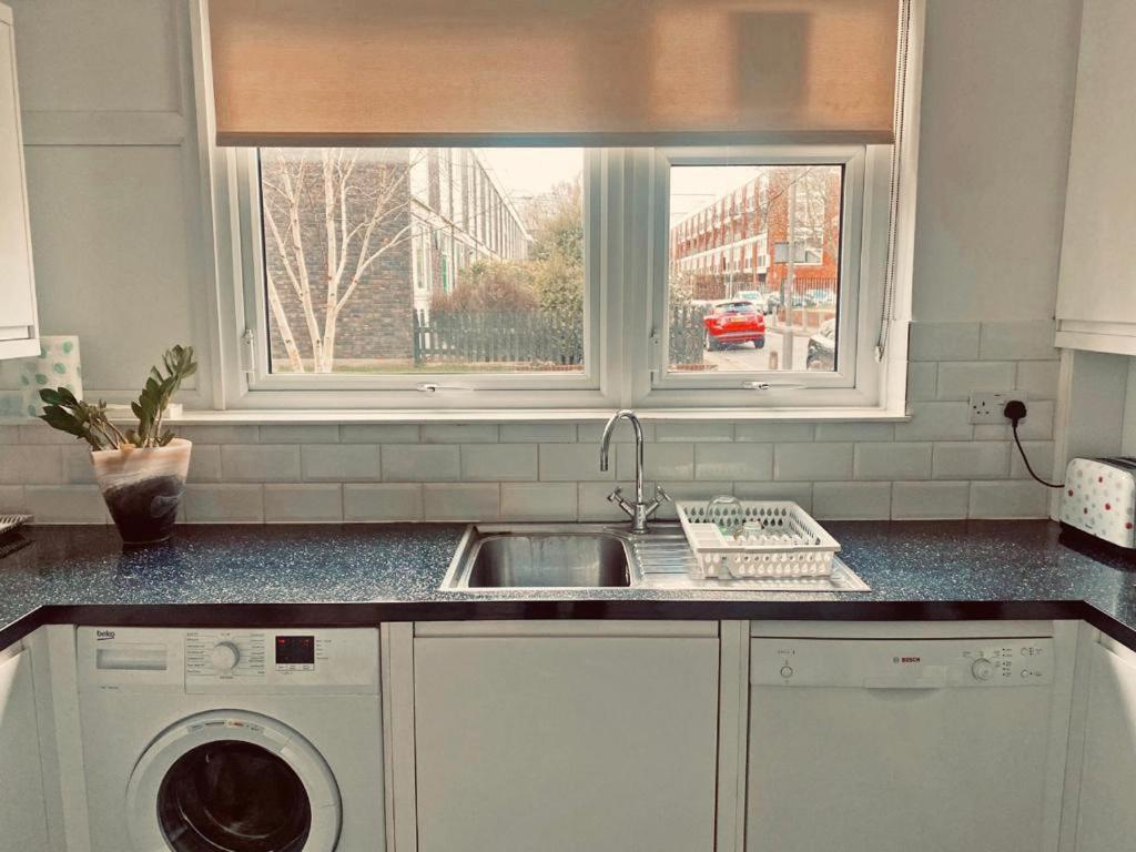 Albert Bridge Spacious Double Room Londen Buitenkant foto
